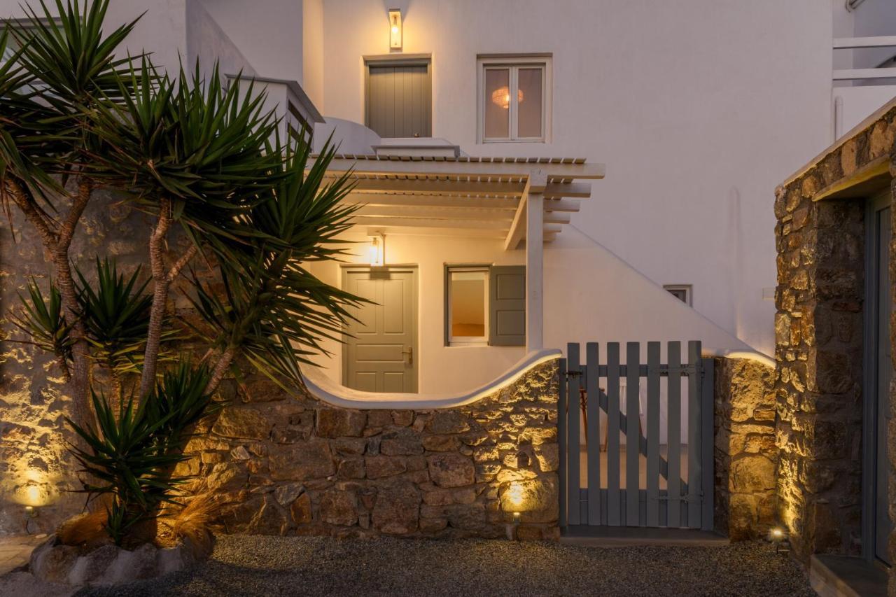 Mykonos Supreme Comfort Suites & Villas Kalafatis Exterior photo