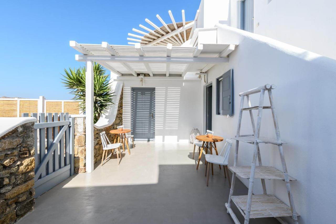Mykonos Supreme Comfort Suites & Villas Kalafatis Exterior photo