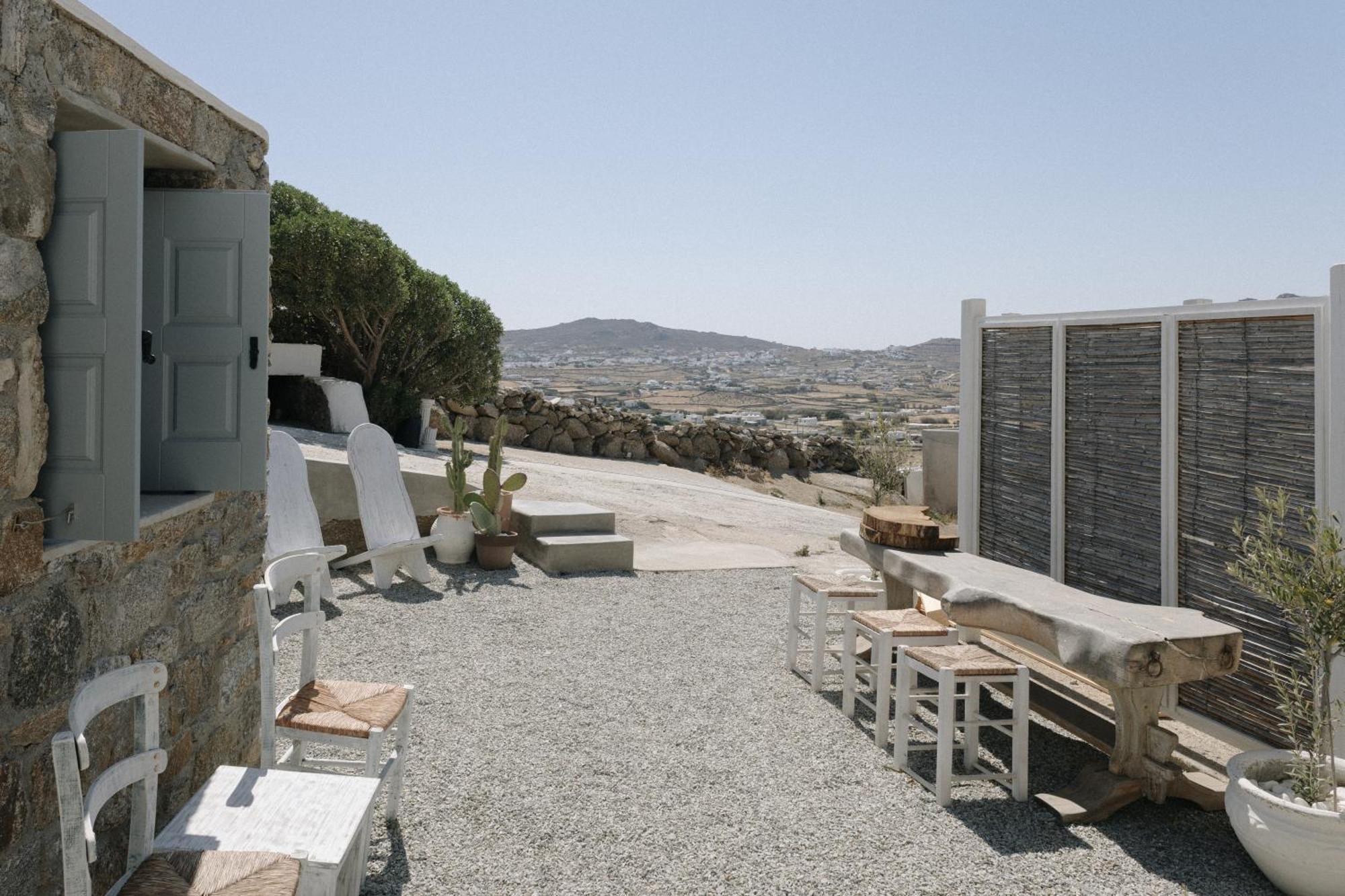 Mykonos Supreme Comfort Suites & Villas Kalafatis Exterior photo